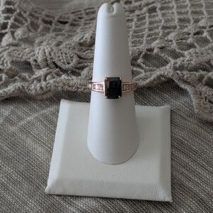 Elegant Black and Rose Gold Ring